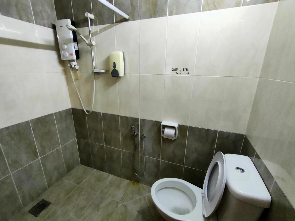 Cozzy Motel Melaka Zewnętrze zdjęcie