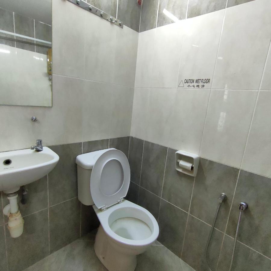 Cozzy Motel Melaka Zewnętrze zdjęcie