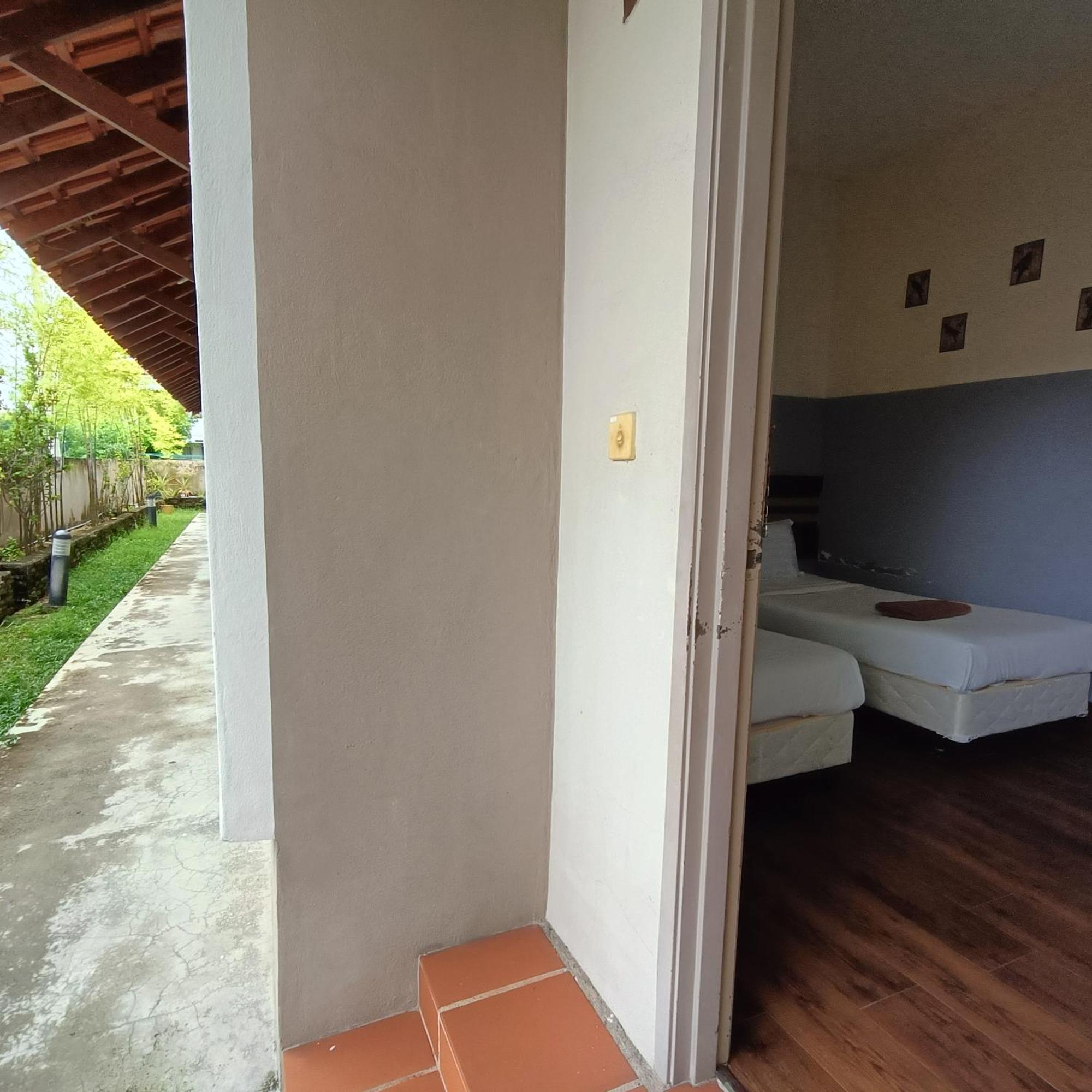 Cozzy Motel Melaka Zewnętrze zdjęcie