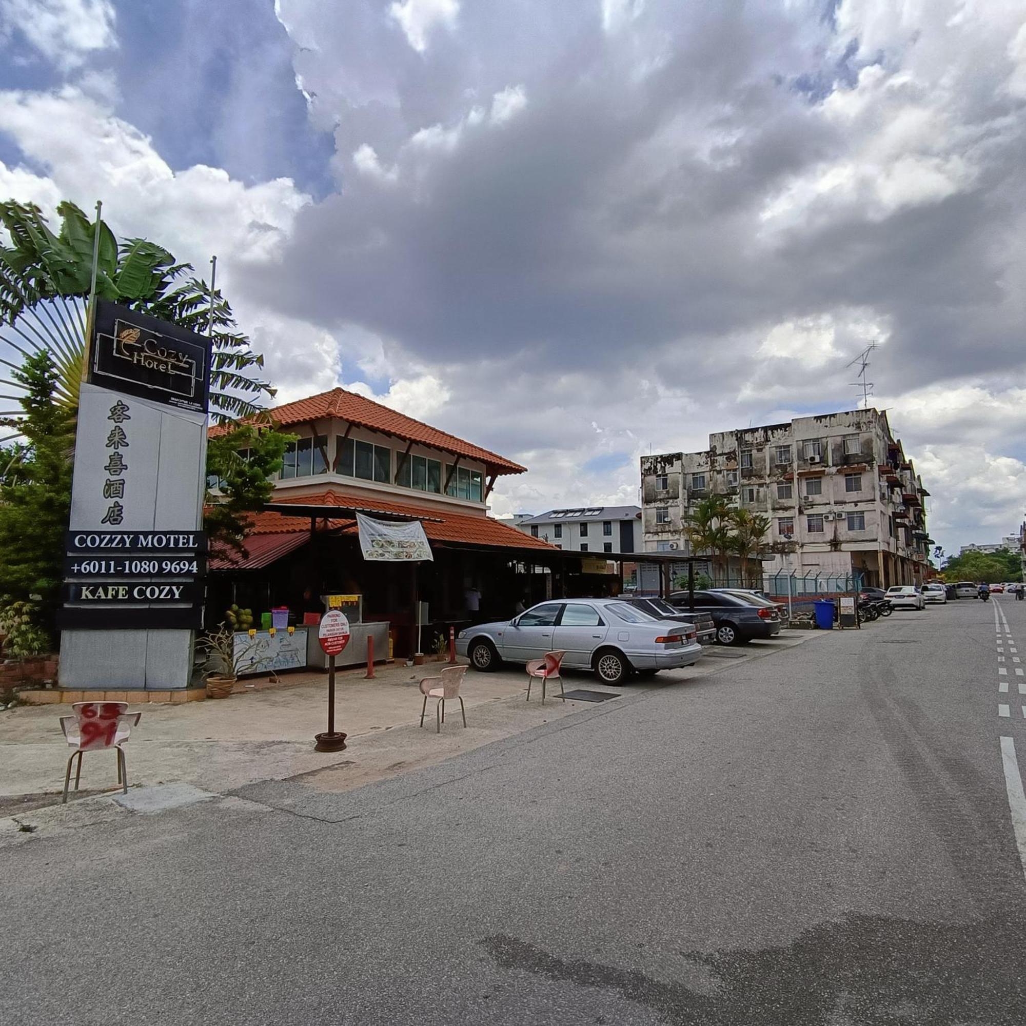 Cozzy Motel Melaka Zewnętrze zdjęcie